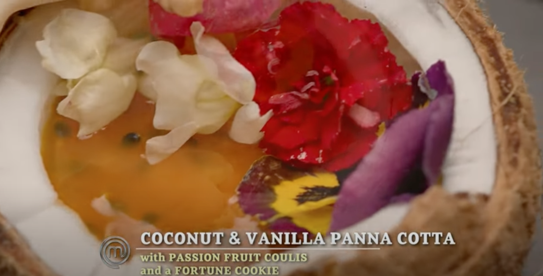 Suu presents a Coconut Vanilla Pana Cotta !
